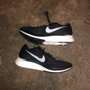 ***SOLD*** Nike Zoom Fly ‘Black White’